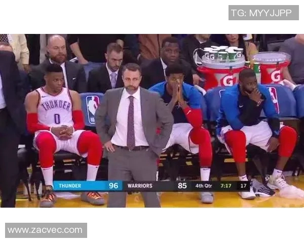 汤普森与队友发生争执，引发外界猜测勇士内部矛盾