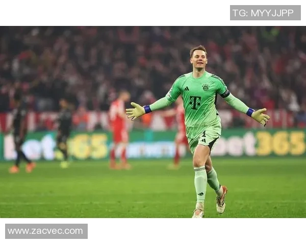 诺伊尔：从守门员到传奇，足球场上的不屈精神与辉煌历程